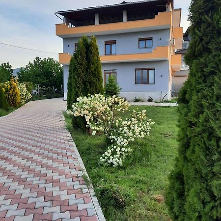 Sun& Relax Home Korce Exterior photo