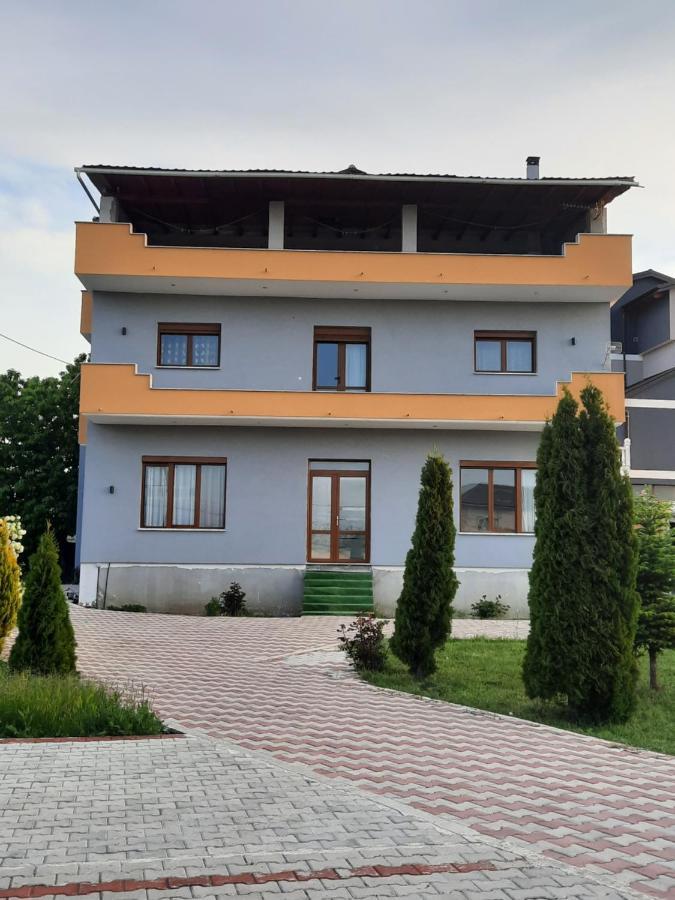 Sun& Relax Home Korce Exterior photo